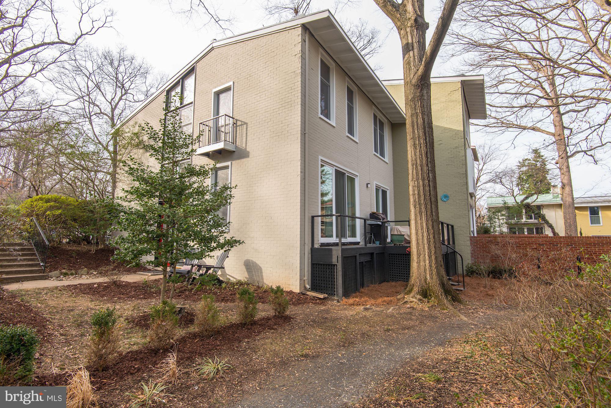 11463 Waterview Cluster Reston, VA 20190 - Photo 2 of 38
