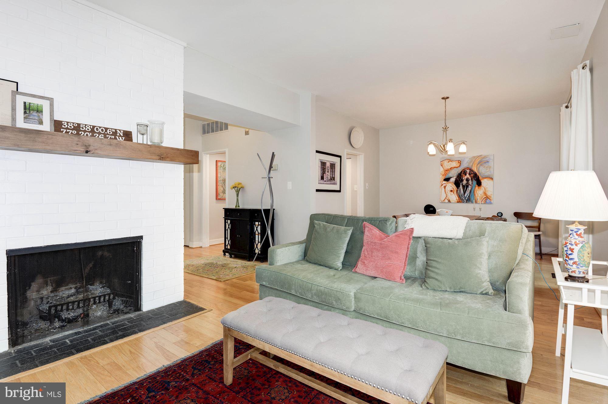 11463 Waterview Cluster Reston, VA 20190 - Photo 5 of 38