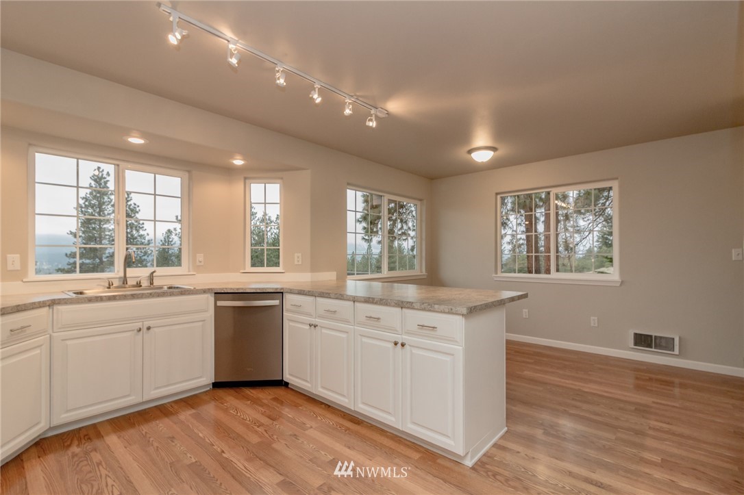 930 Powerline Road Cle Elum, WA 98922 - Photo 12 of 25 Gallery Image 12