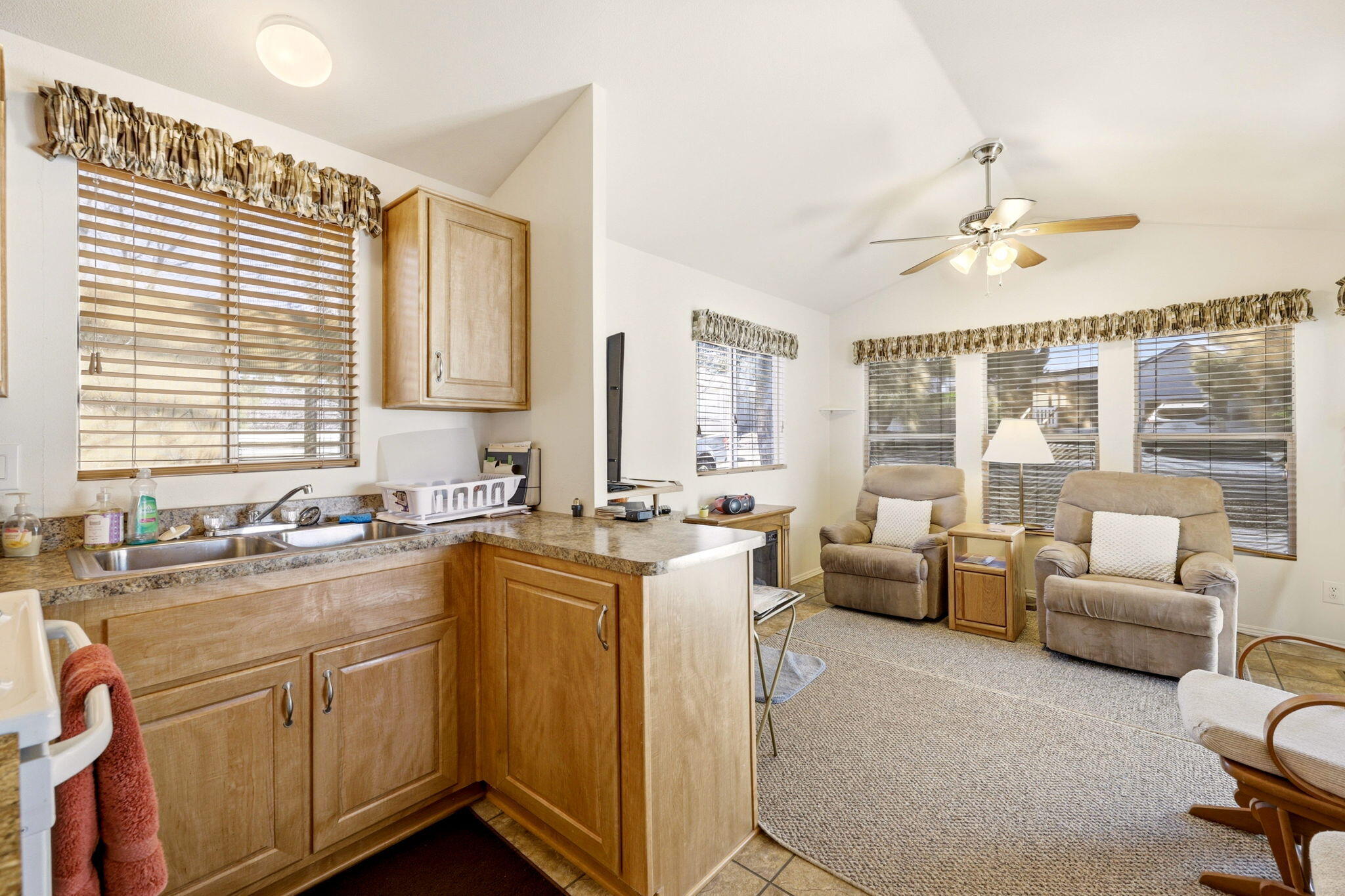 2703 Rustlers Roost Overgaard, AZ 85933 - Photo 13 of 33