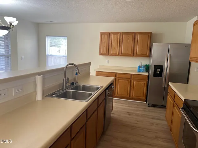 $1,995 | 2920 Roundleaf Court, Raleigh, NC 27604