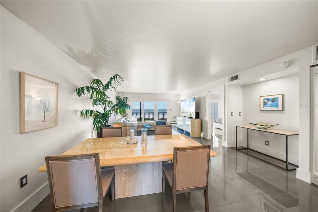 420 Beach Road, Unit 606 Sarasota, FL 34242 - Photo 16 of 83