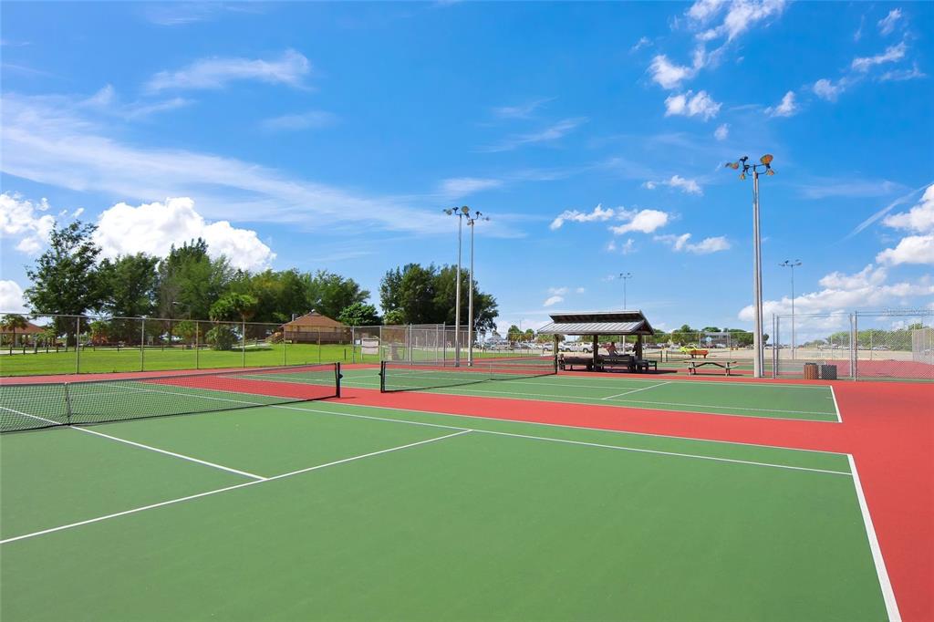 420 Beach Road, Unit 606 Sarasota, FL 34242 - Photo 73 of 83 a view of a basketball court