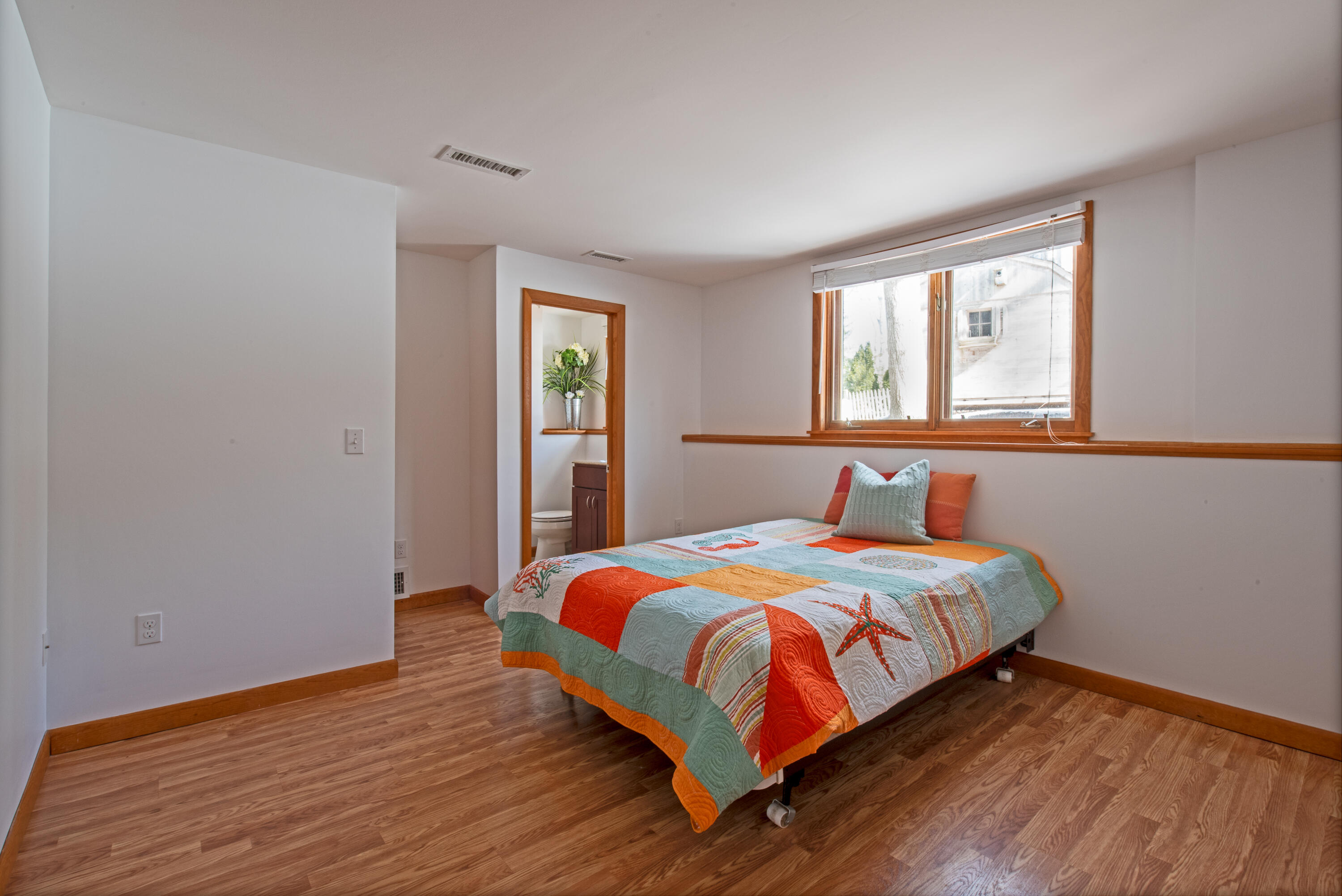 30 Briggs Field Road Eastham, MA 02642 - Photo 23 of 38 30BrigsFieldRoad-27