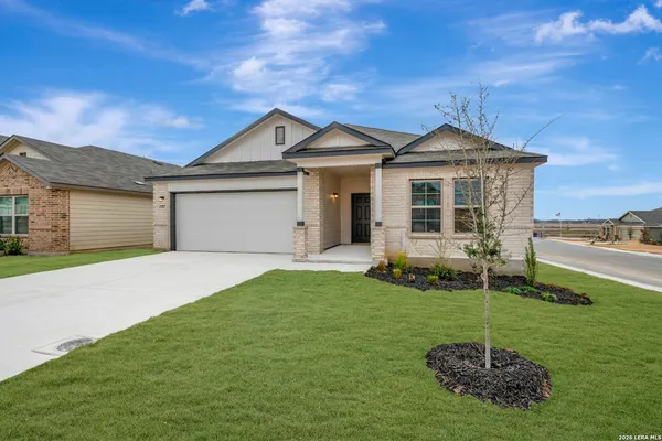 $319,990 | 1101 Water Valley, Seguin, TX 78155