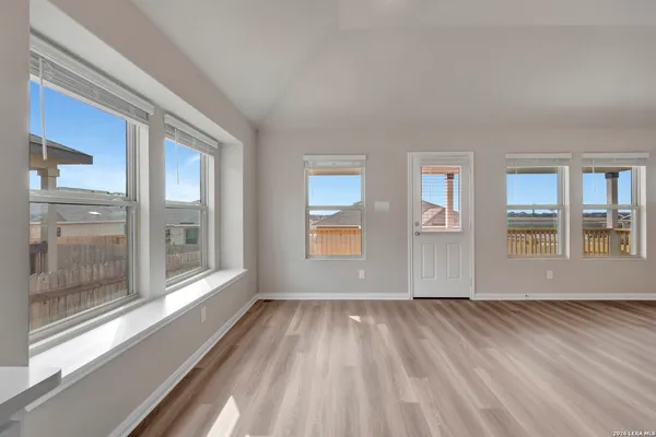 $319,990 | 1101 Water Valley, Seguin, TX 78155