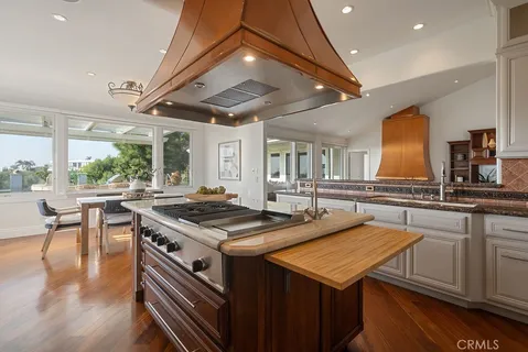 $3,199,000 | 9771 Daron Drive, Villa Park, CA 92861