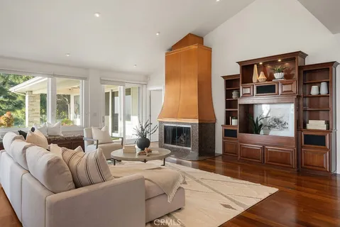 $3,199,000 | 9771 Daron Drive, Villa Park, CA 92861