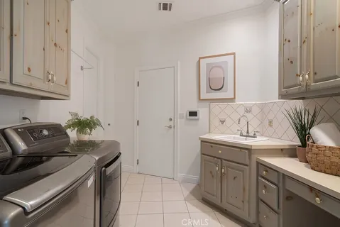 $3,199,000 | 9771 Daron Drive, Villa Park, CA 92861