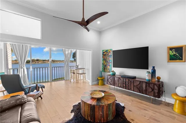 $425,000 | 2571 Citrus Lake Drive, Unit 201B, Naples, FL 34109