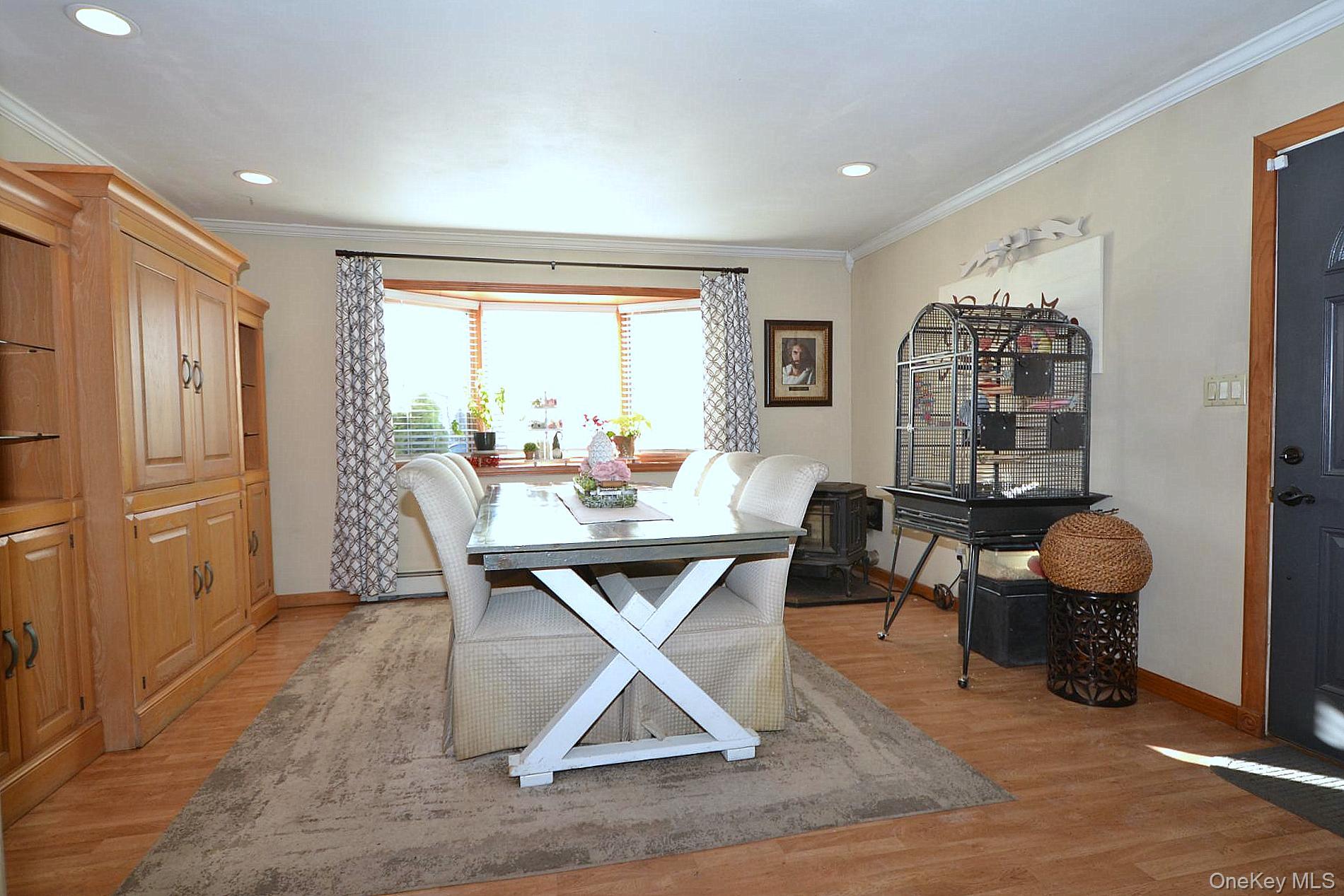 263 North Bicycle Path Selden, NY 11784 - Photo 4 of 23 Lower Level Dining Room