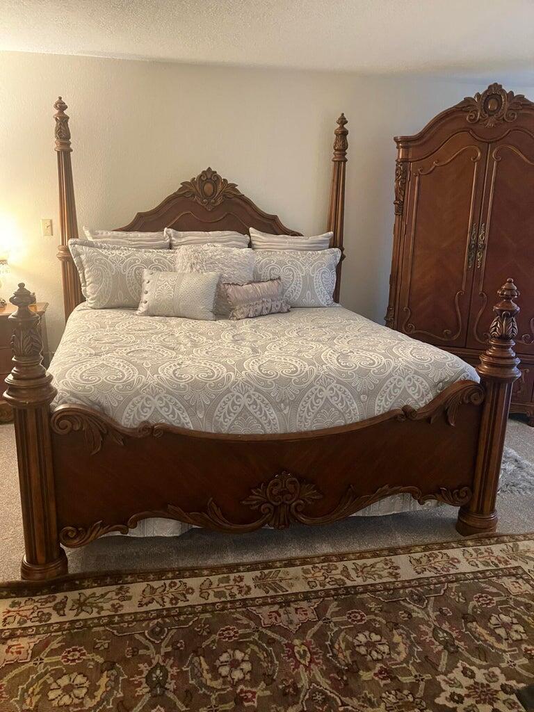 7303 Olton Road Plainview, TX 79072 - Photo 29 of 56 a bed sitting in a bedroom next to a window