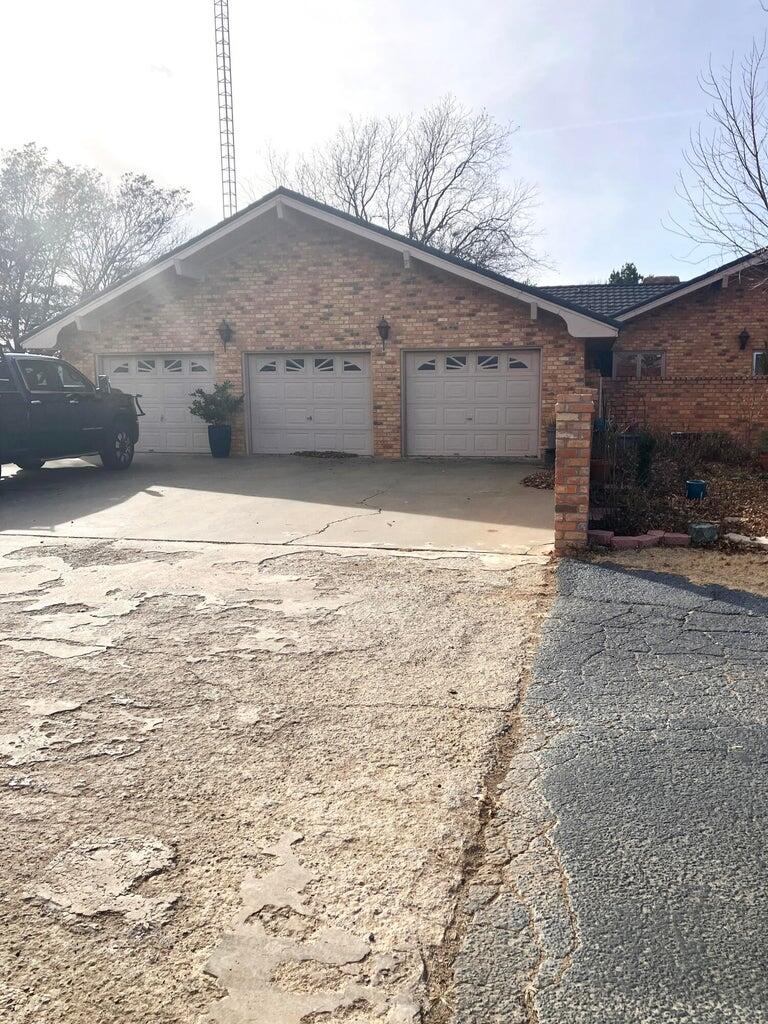 7303 Olton Road Plainview, TX 79072 - Photo 52 of 56 52