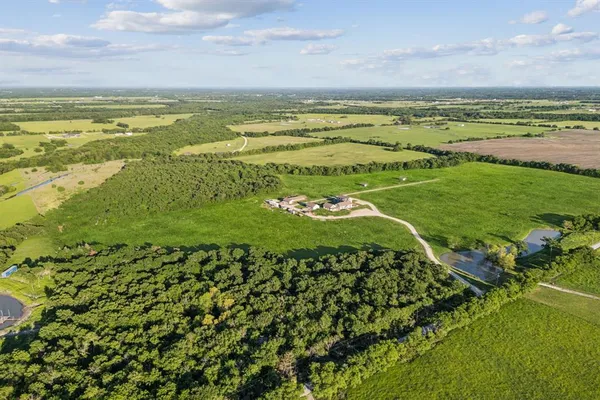 $1,650,000 | 5905 Cr-1093, Celeste, TX 75423