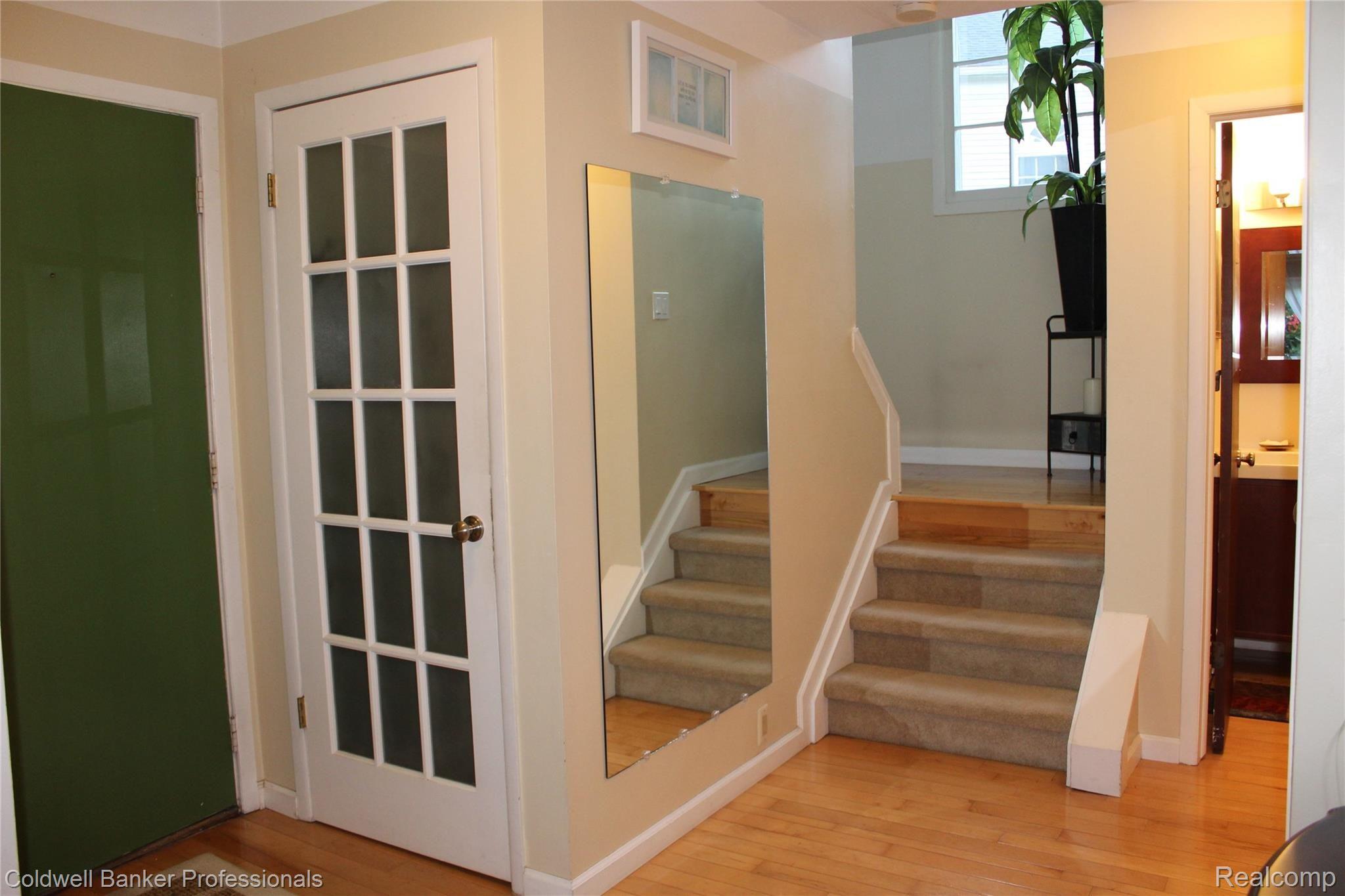 1399 Paddle Wheel Lane Rochester, MI 48306 - Photo 34 of 60 32.JPG