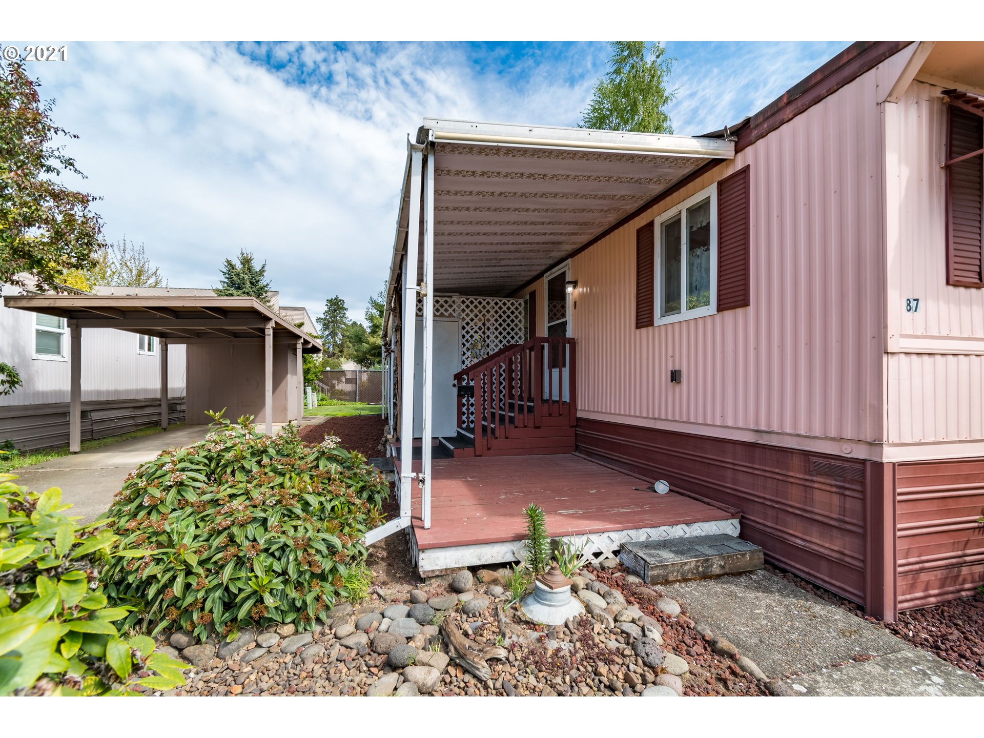 2150 Laura Street, Unit SP 87 Springfield, OR 97477 - Photo 2 of 32
