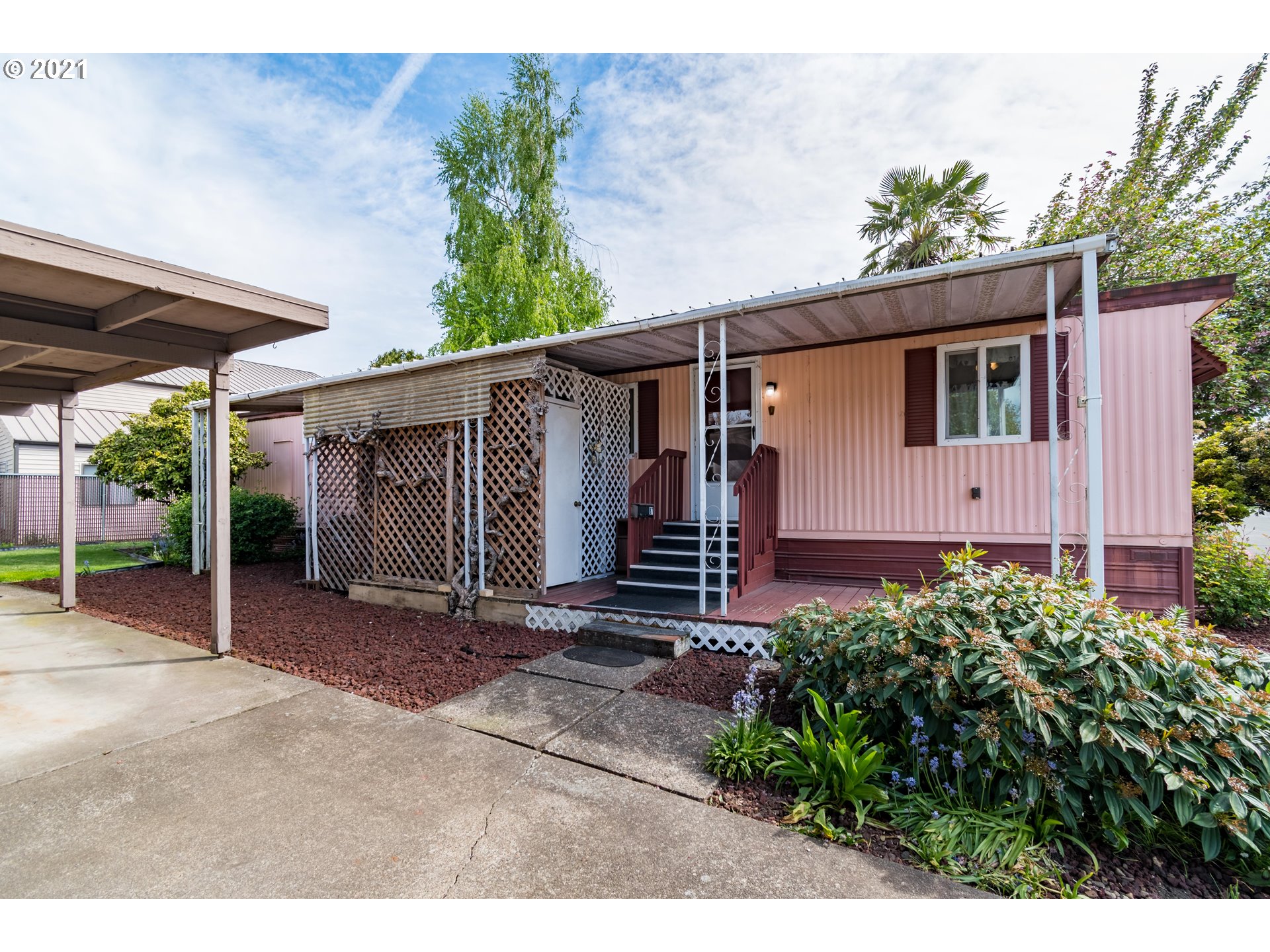 2150 Laura Street, Unit SP 87 Springfield, OR 97477 - Photo 3 of 32