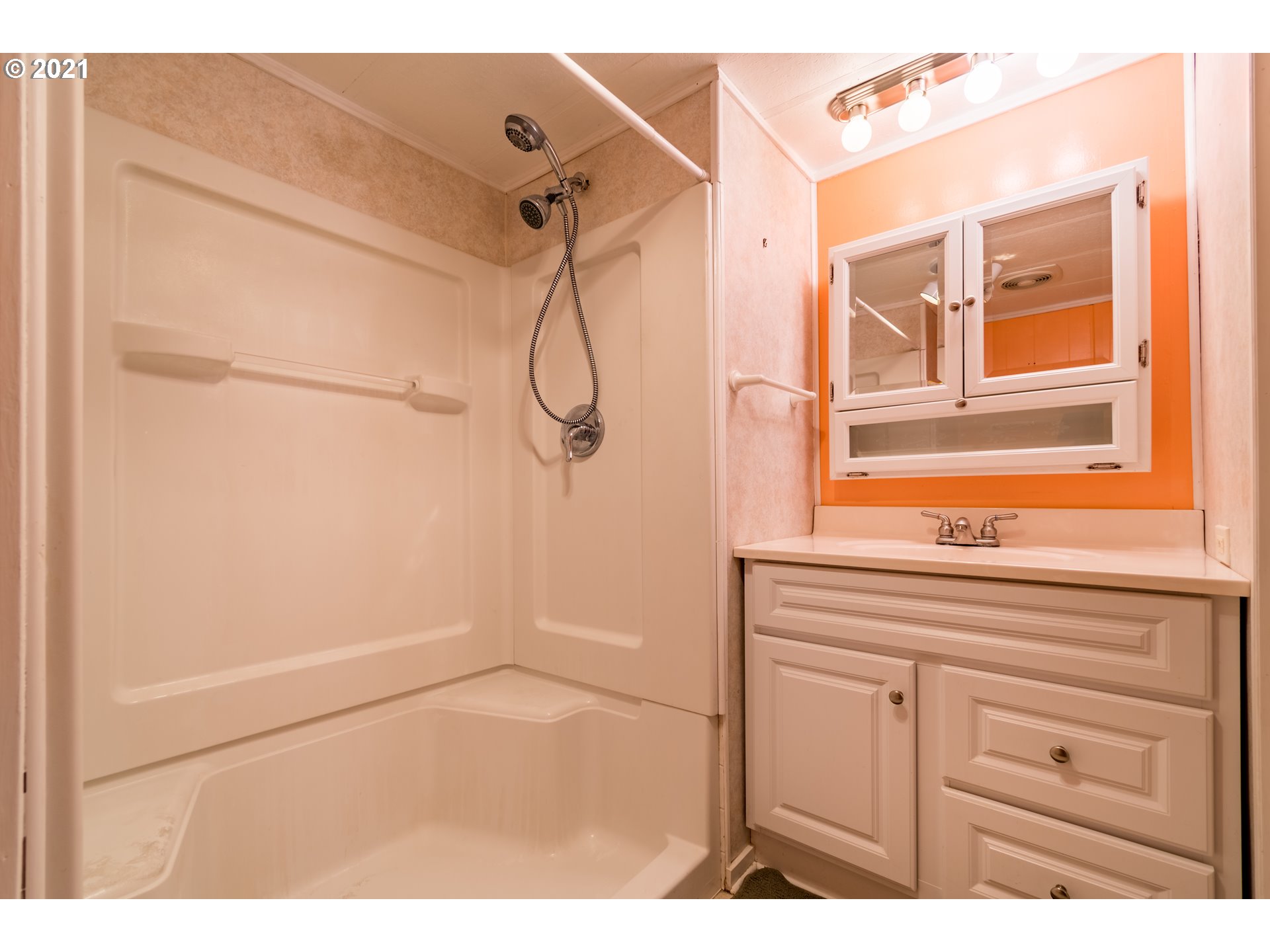 2150 Laura Street, Unit SP 87 Springfield, OR 97477 - Photo 22 of 32