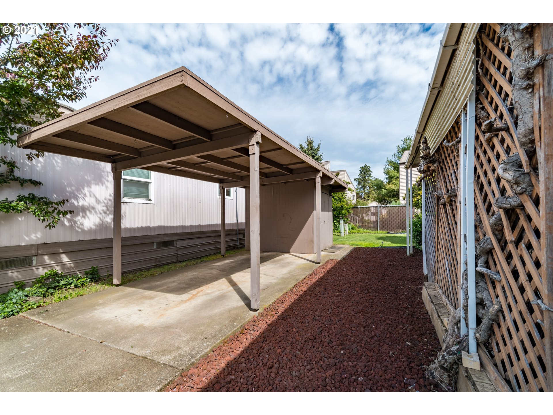2150 Laura Street, Unit SP 87 Springfield, OR 97477 - Photo 25 of 32
