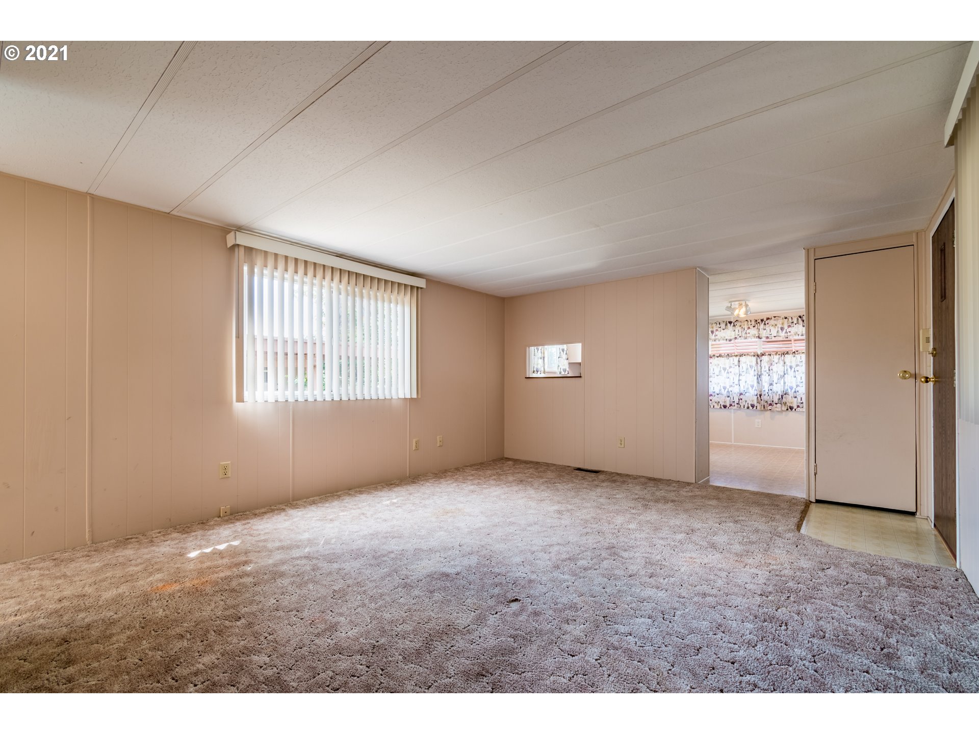 2150 Laura Street, Unit SP 87 Springfield, OR 97477 - Photo 7 of 32