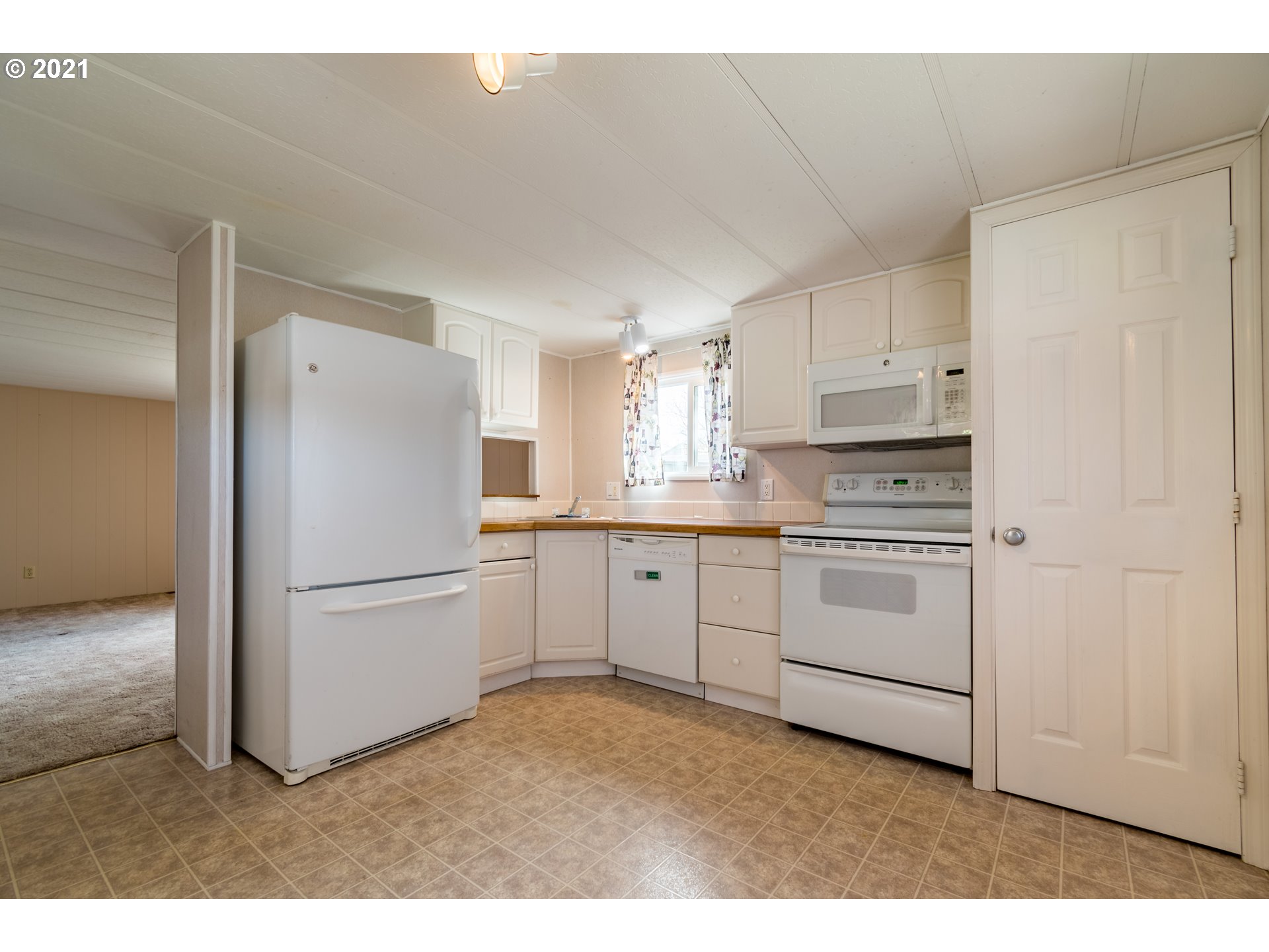 2150 Laura Street, Unit SP 87 Springfield, OR 97477 - Photo 9 of 32