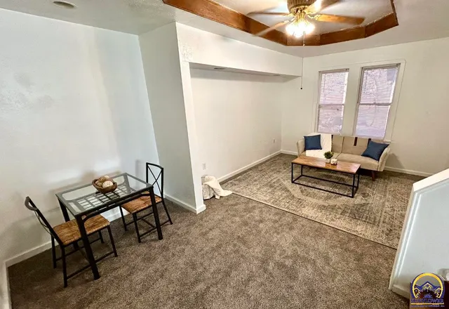 $124,900 | 201 Southwest Elmwood Avenue, Topeka, KS 66606