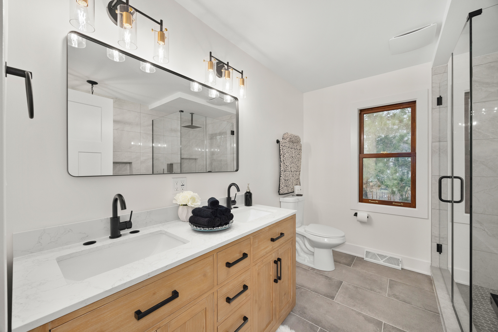 818 Fairwinds Court Naperville, IL 60563 - Photo 13 of 20