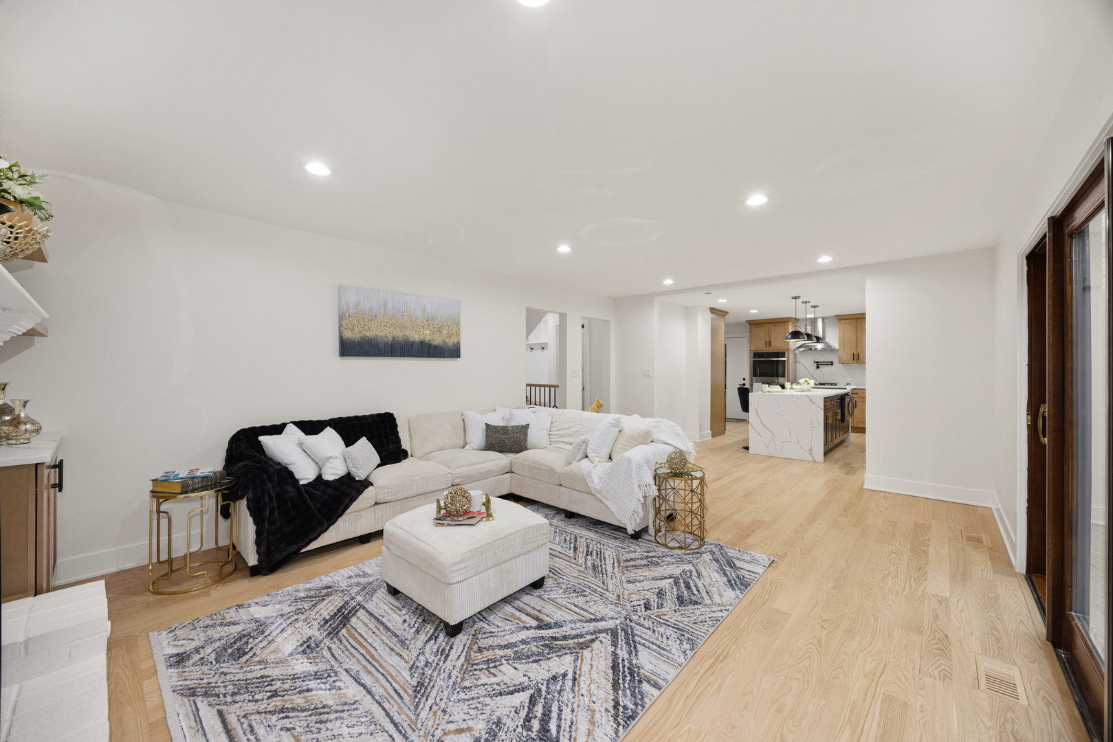 818 Fairwinds Court Naperville, IL 60563 - Photo 9 of 20