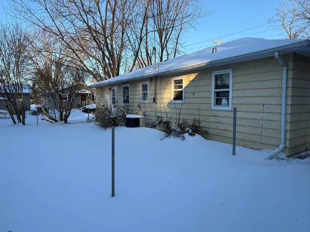 $29,900 | 1405 West Clark Street, Albert Lea, MN 56007