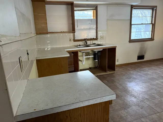 $29,900 | 1405 West Clark Street, Albert Lea, MN 56007