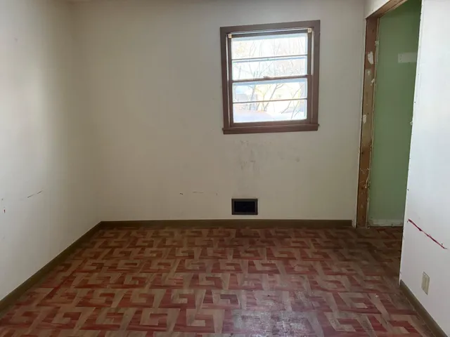 $29,900 | 1405 West Clark Street, Albert Lea, MN 56007