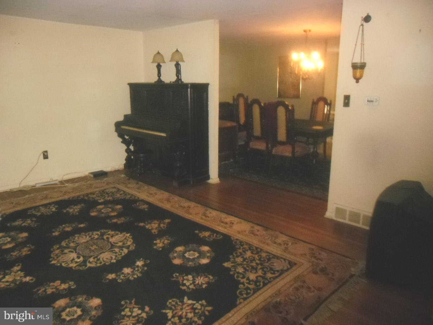 4326 Greenmount Road Philadelphia, PA 19154 - Photo 2 of 25 Gallery Image 2