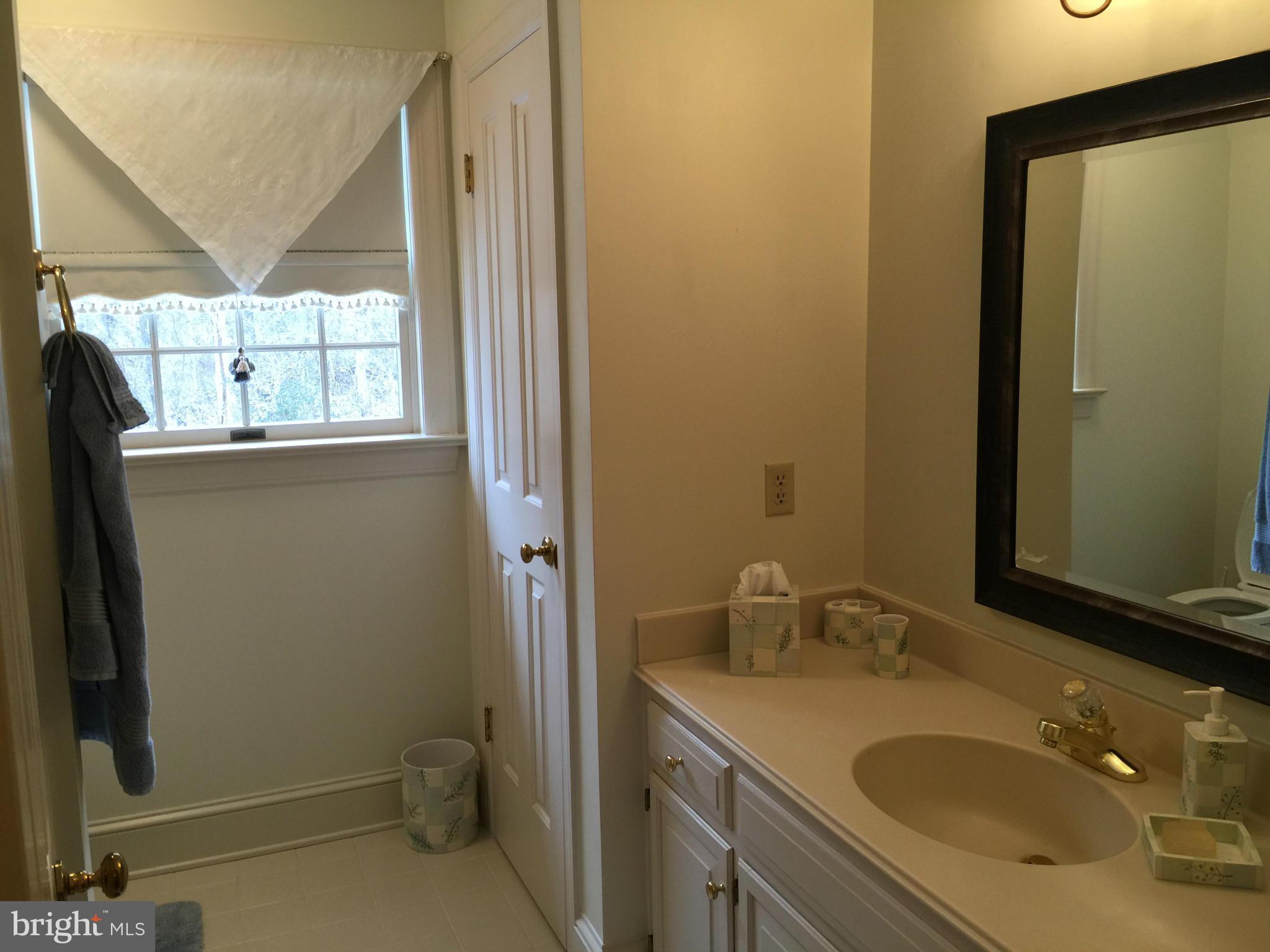 17134 Lappans Road Hagerstown, MD 21740 - Photo 23 of 30 Bath