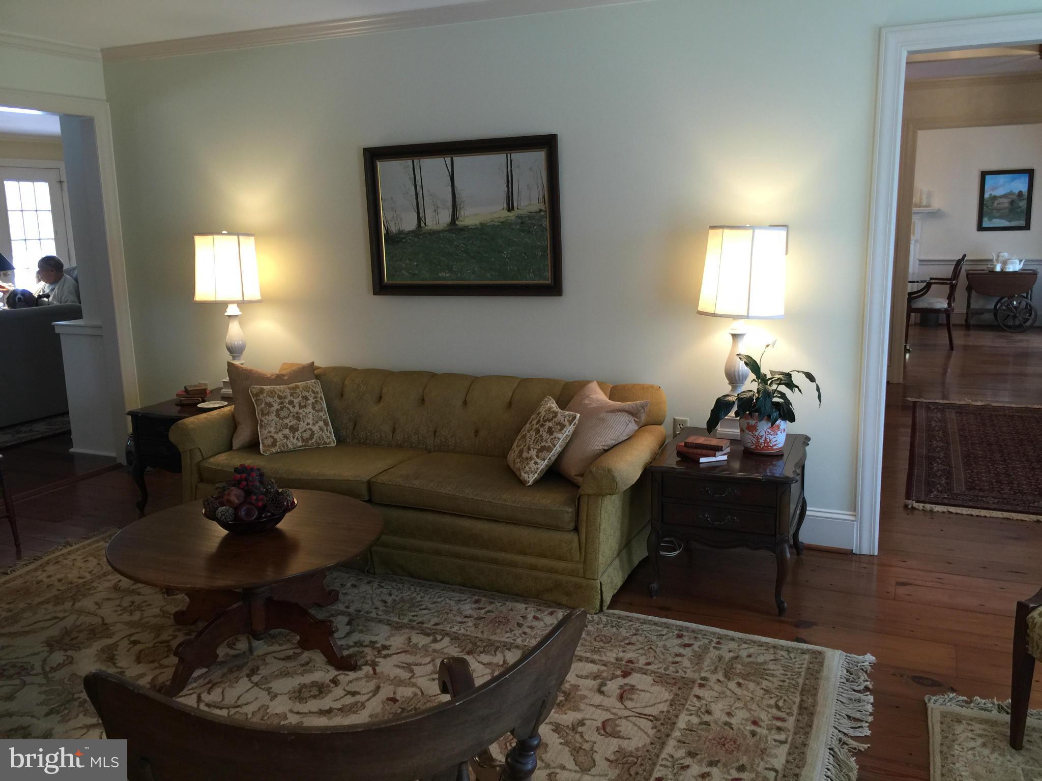 17134 Lappans Road Hagerstown, MD 21740 - Photo 7 of 30 Living Room