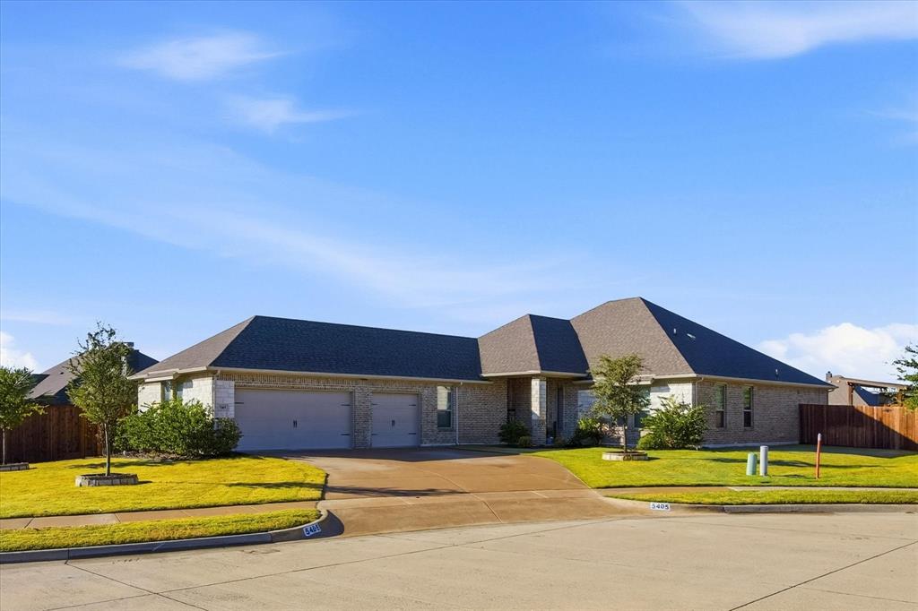 5405 Ranger Drive Midlothian, TX 76065 - Photo 5 of 29 Welcome home to 5405 Ranger Drive Midlothian Texas