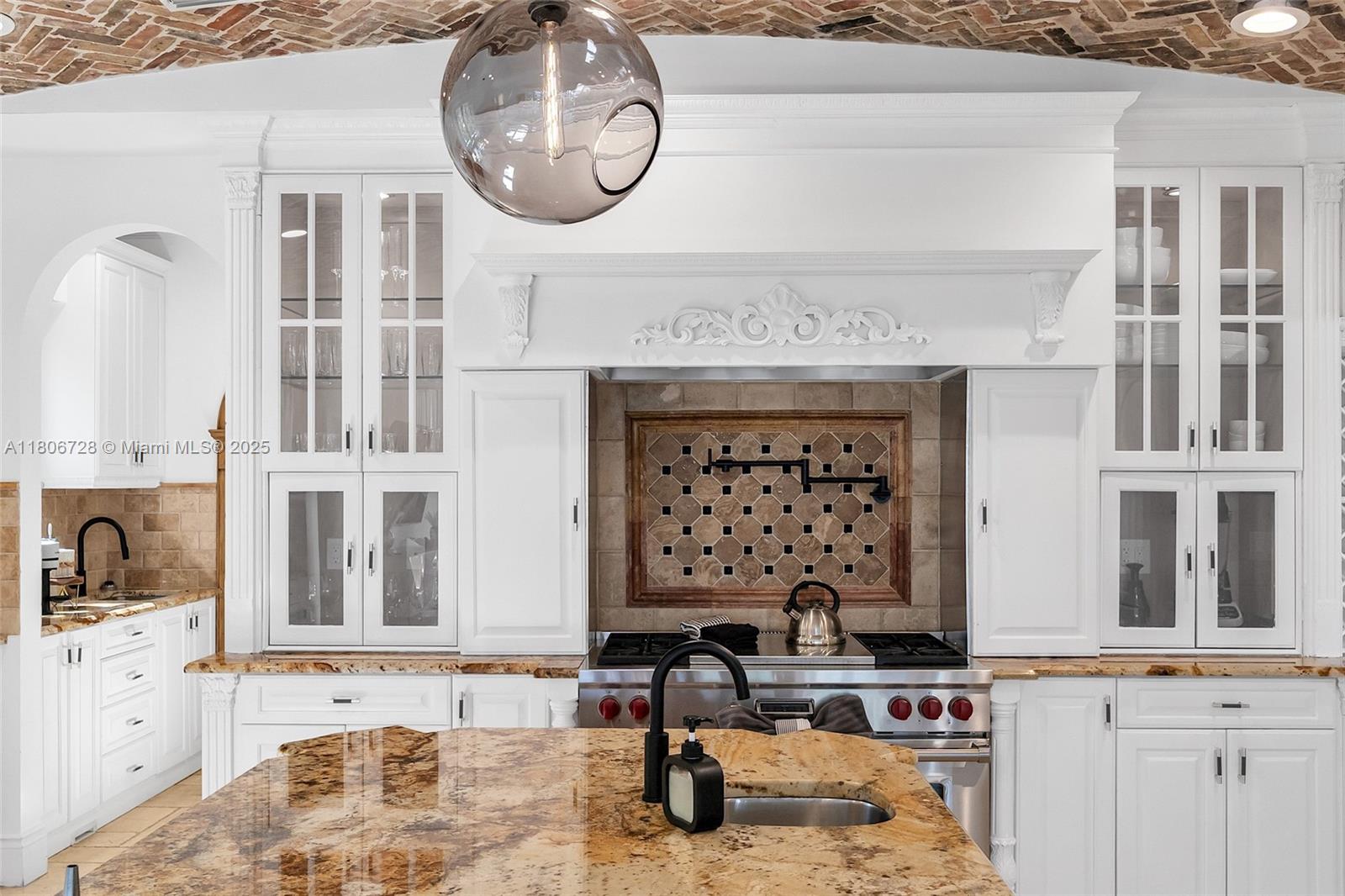 1011 Rhodes Villa Avenue Delray Beach, FL 33483 - Photo 26 of 90