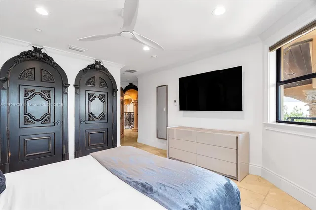 $5,706,427 | 1011 Rhodes Villa Avenue, Delray Beach, FL 33483