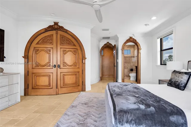 $5,706,427 | 1011 Rhodes Villa Avenue, Delray Beach, FL 33483