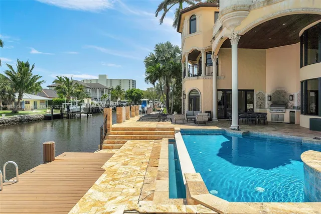 $5,706,427 | 1011 Rhodes Villa Avenue, Delray Beach, FL 33483