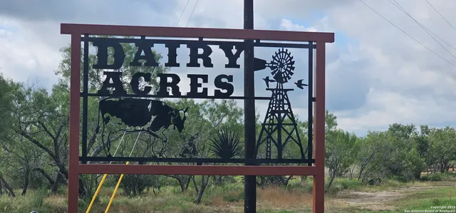 a view of a sign board