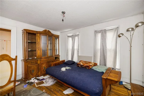 $99,999 | 919 Cedar Avenue, Niagara Falls, NY 14301