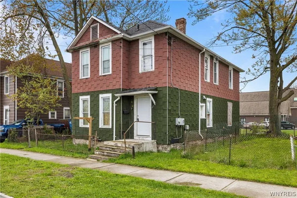 $99,999 | 919 Cedar Avenue, Niagara Falls, NY 14301