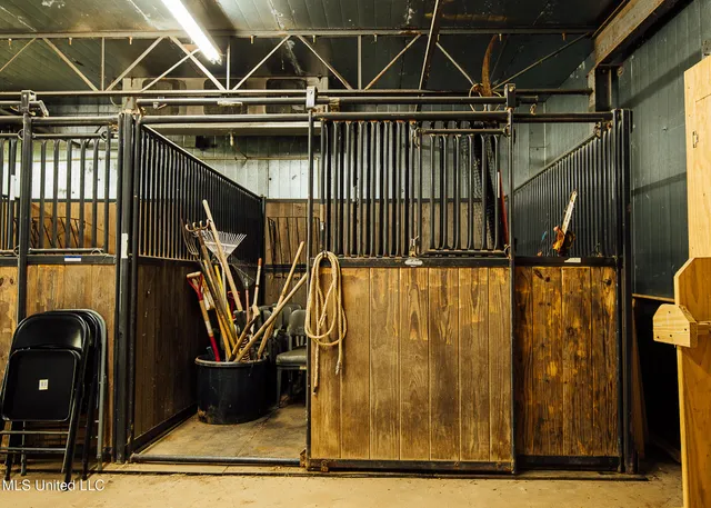 $675,000 | 2388 Attala Road 5238, Ethel, MS 39067