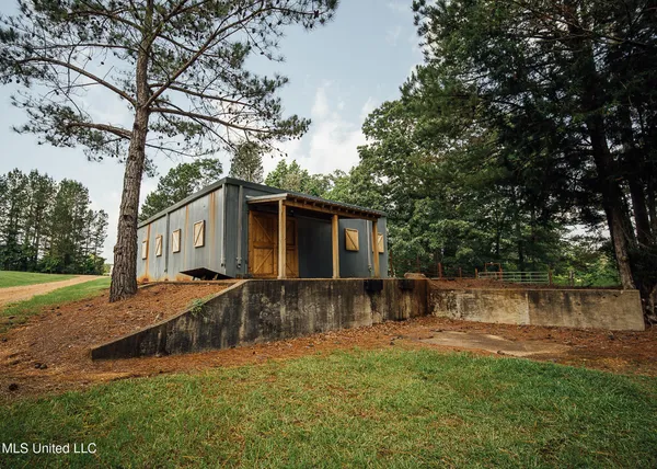 $675,000 | 2388 Attala Road 5238, Ethel, MS 39067