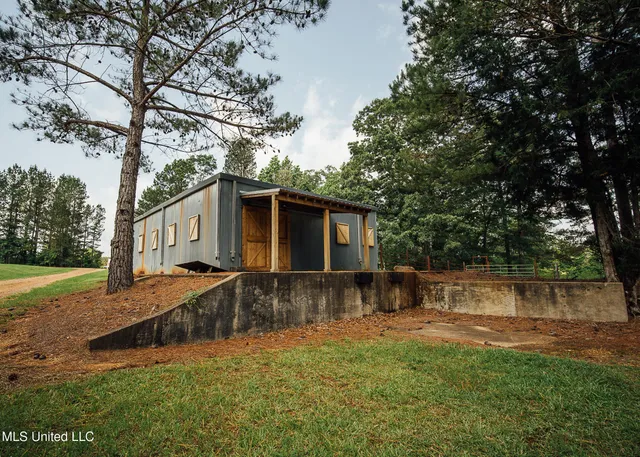 $675,000 | 2388 Attala Road 5238, Ethel, MS 39067