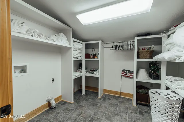 $675,000 | 2388 Attala Road 5238, Ethel, MS 39067