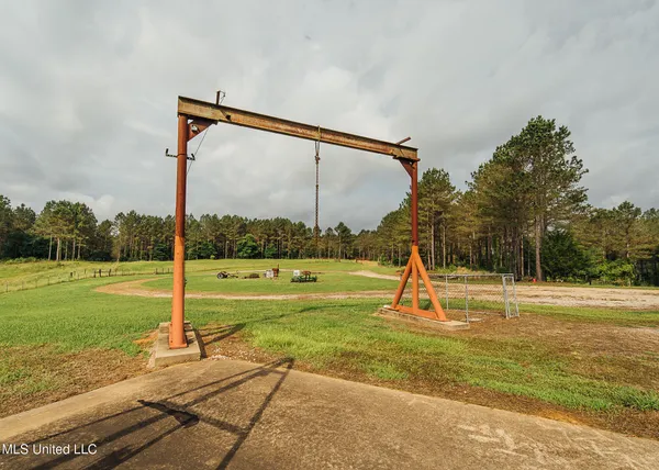 $675,000 | 2388 Attala Road 5238, Ethel, MS 39067