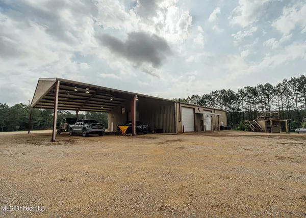 $675,000 | 2388 Attala Road 5238, Ethel, MS 39067