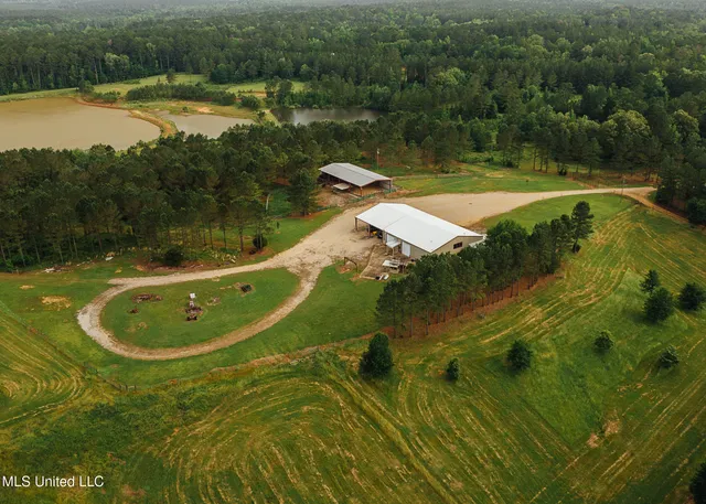 $675,000 | 2388 Attala Road 5238, Ethel, MS 39067