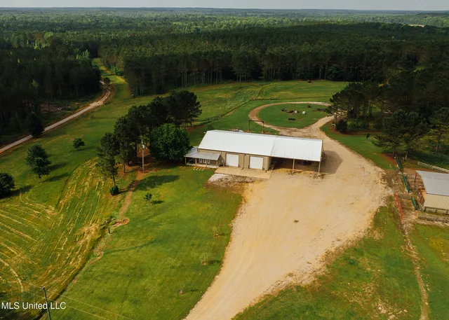 $675,000 | 2388 Attala Road 5238, Ethel, MS 39067
